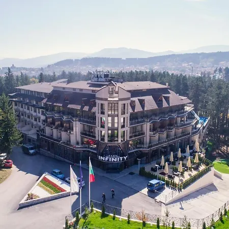 Vila Dea & Ina - & Park In *